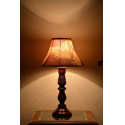 Yashasvi Wooden Table Lamp